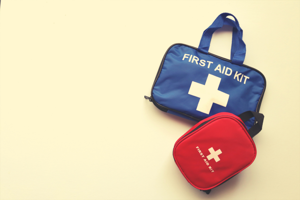 kit primo soccorso First aid escursionismo